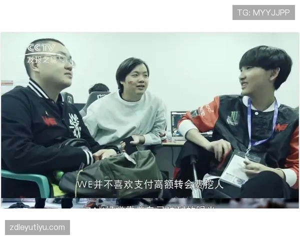 唐佳豪训练像挨刑,私下却活得比明星还阔绰 唐佳豪训练像挨刑,私下却活得比明星还阔绰