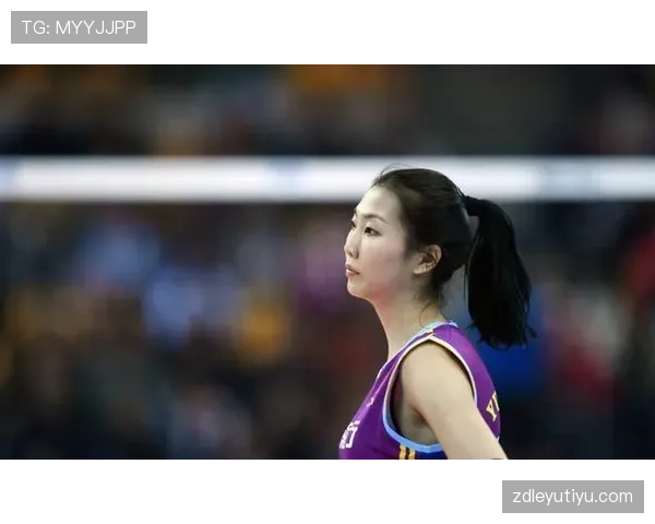 袁心玥机场那只包也太贵了,队友站旁边像路人,真是啊 袁心玥机场那只包也太贵了,队友站旁边像路人,真是啊